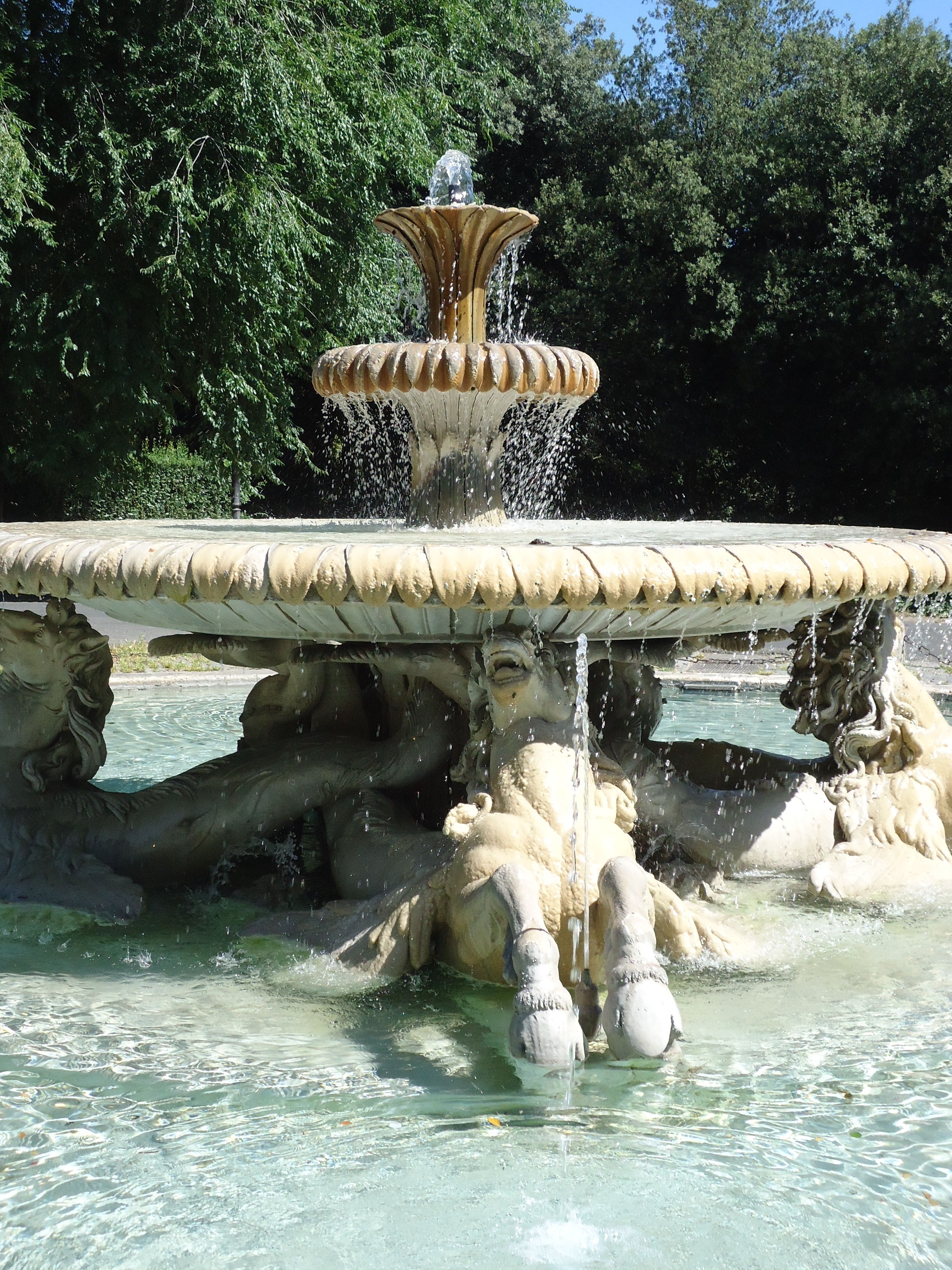 Fontein met paarden - Villa Borghese - Rome