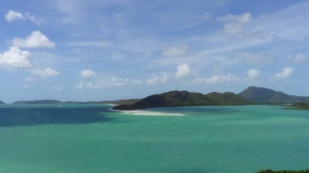 Zicht op Whitsunday Island vanuit Hill Inlit