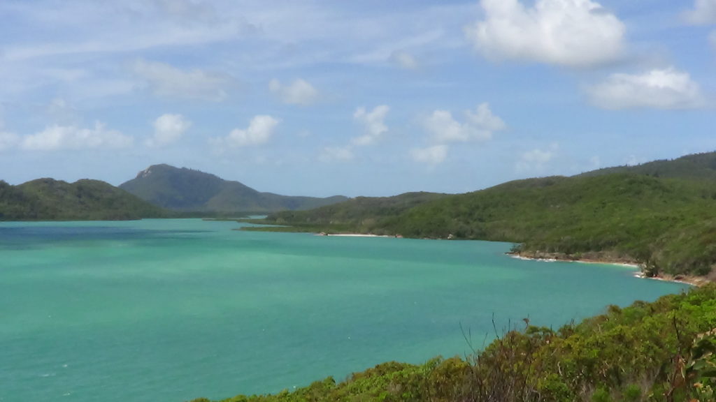 Zicht op Whitsunday Island vanuit Hill Inlit