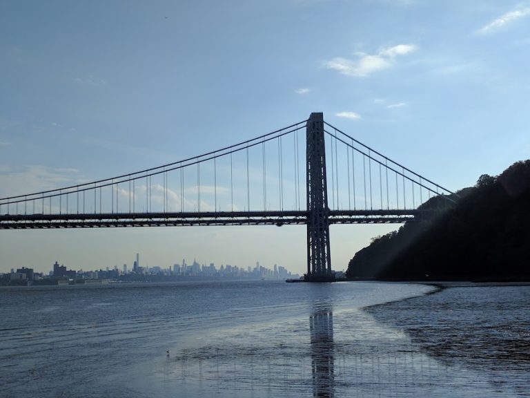 George-Washington-Bridge-NJ-side-Hudson-View-on-NY