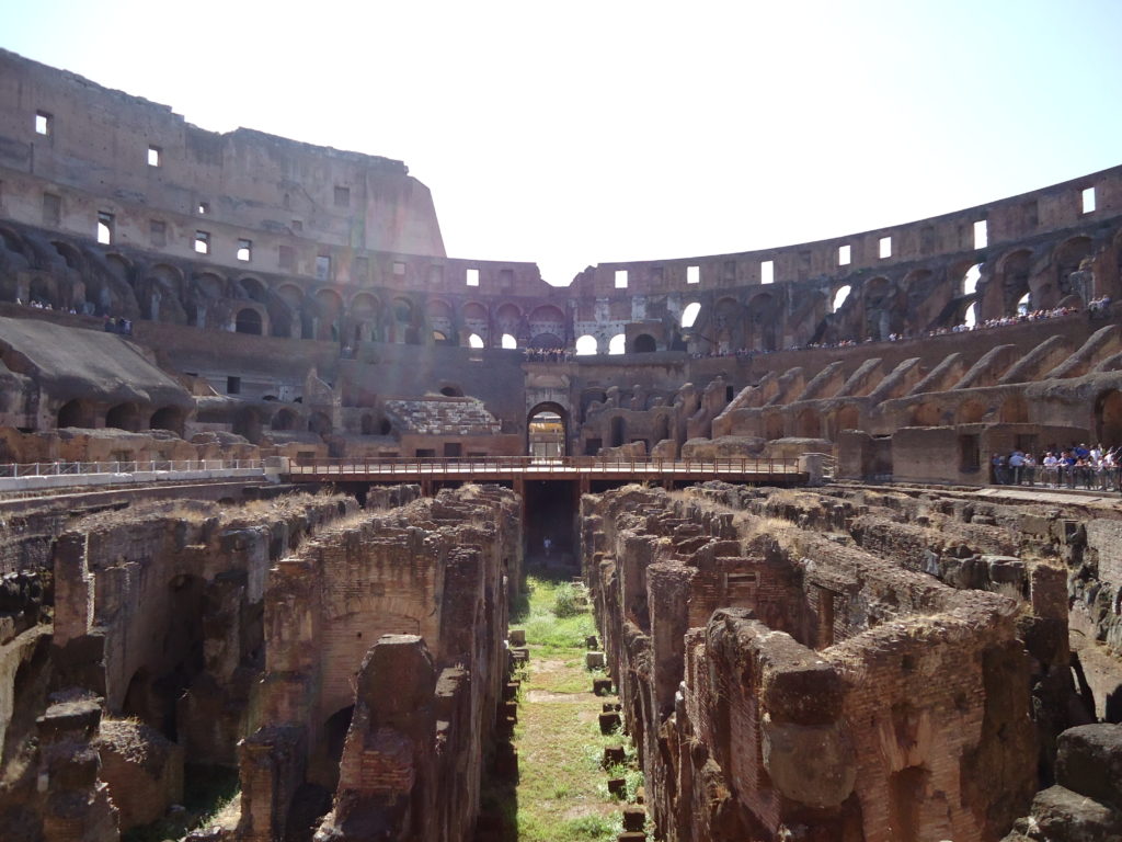 Colosseum vanbinnen - kelders Colosseum - Rome