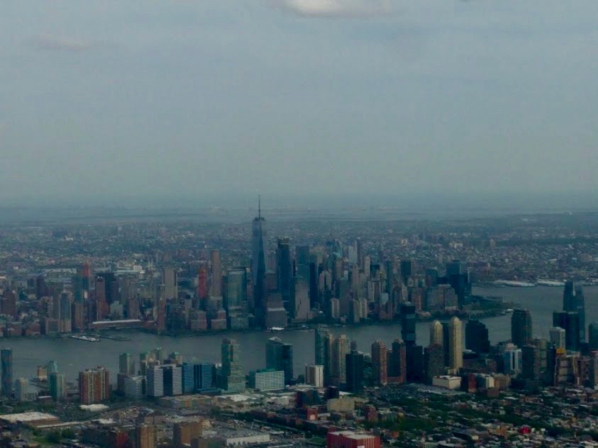 Zicht op NYC vanuit de lucht, Newark Airport, NJ