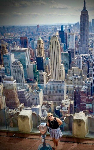 Davina op Top of The Rock voor Empire State Building - NYC