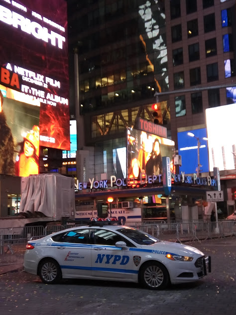 NYPD auto op Times Square