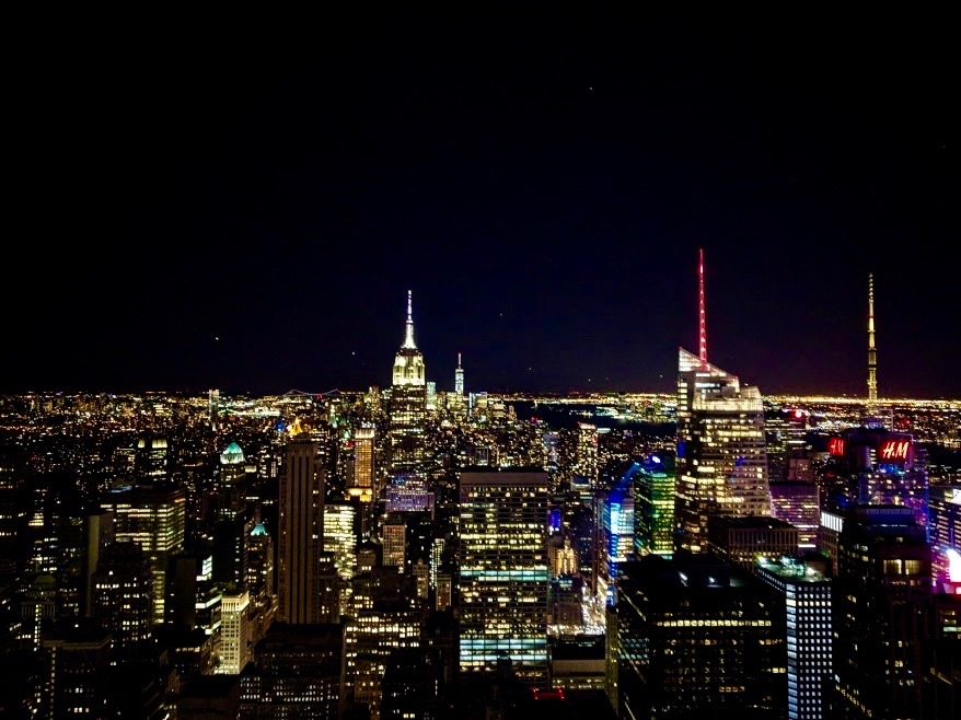 Big Apple - The Rock by night