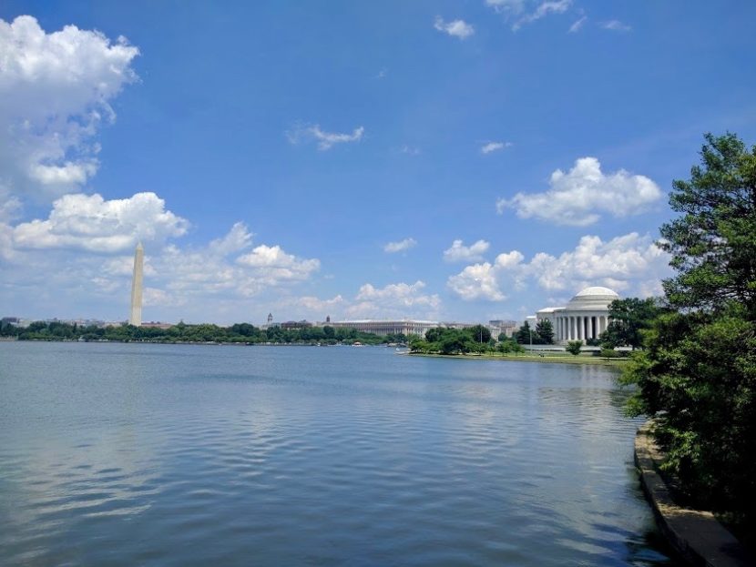 Jefferson Memorial en Washington Monument