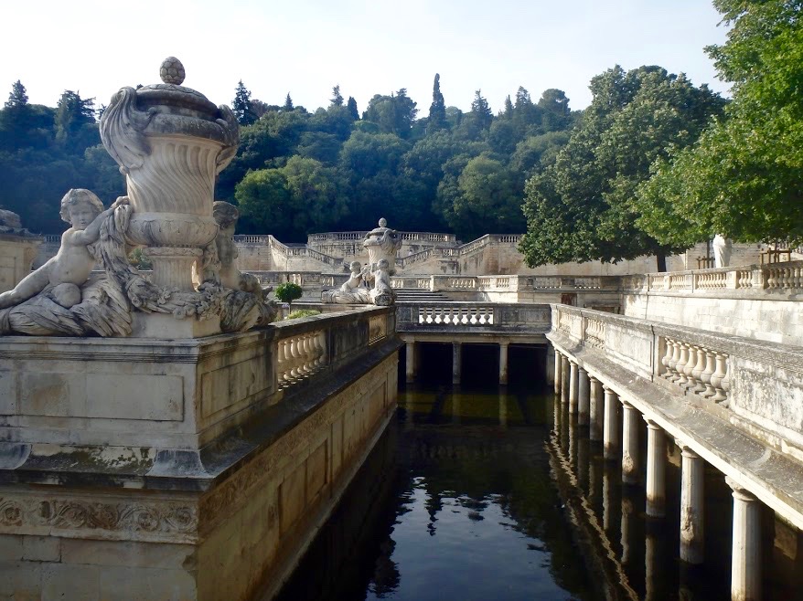 Jardins de la Fontaine, water, Nîmes